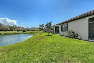 8143 36th St E, Sarasota, FL 34243 - Photo 60