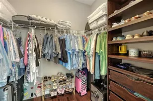 8143 36th St E, Sarasota, FL 34243 - Photo 36