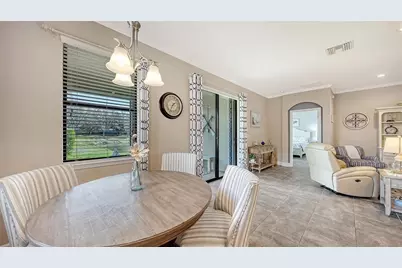 8143 36th Street E, Sarasota, FL 34243 - Photo 20