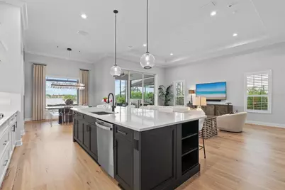 6353 Isla Del Ray Avenue, Sarasota, FL 34240 - Photo 14