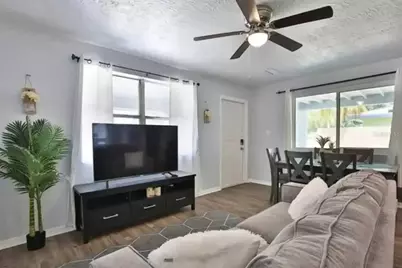 3113 McIntosh Road, Sarasota, FL 34232 - Photo 8