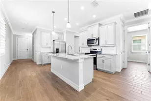 192 Soliera St, Nokomis, FL 34275 - Photo 2