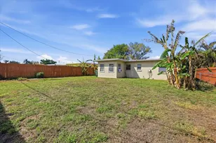 5919 Richard Pl, Sarasota, FL 34231 - Photo 38