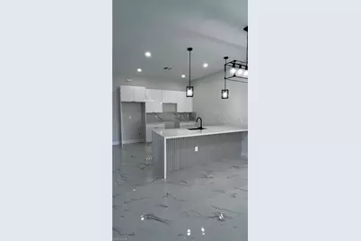 1009/1011 NE 15th Ln, Cape Coral, FL 33909 - Photo 18