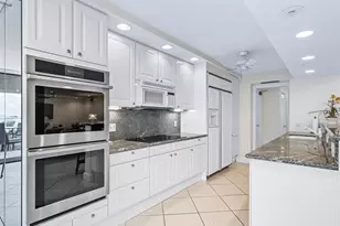 1511 Gulf of Mexico Dr, Longboat Key, FL 34228 - Photo 8