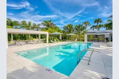 1511 Gulf Of Mexico Drive #201, Longboat Key, FL 34228 - Photo 34