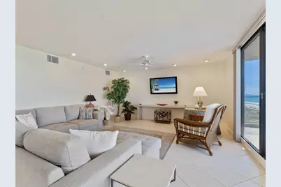 1511 Gulf Of Mexico Drive #201, Longboat Key, FL 34228 - Photo 8