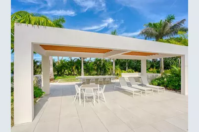 1511 Gulf Of Mexico Drive #201, Longboat Key, FL 34228 - Photo 36