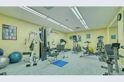 2446 Clubhouse Circle #201, Sarasota, FL 34232 - Photo 38