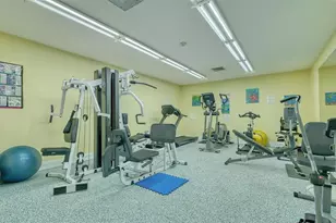 2446 Clubhouse Cir, Sarasota, FL 34232 - Photo 38