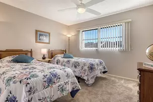 2446 Clubhouse Cir, Sarasota, FL 34232 - Photo 20