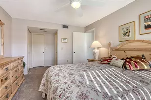 2446 Clubhouse Cir, Sarasota, FL 34232 - Photo 18