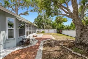 3016 Chase Cir, Sarasota, FL 34231 - Photo 52