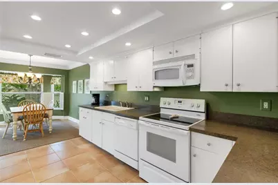 3016 Chase Circle, Sarasota, FL 34231 - Photo 14