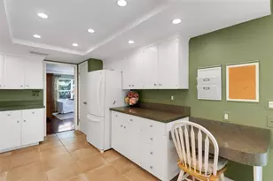 3016 Chase Cir, Sarasota, FL 34231 - Photo 18