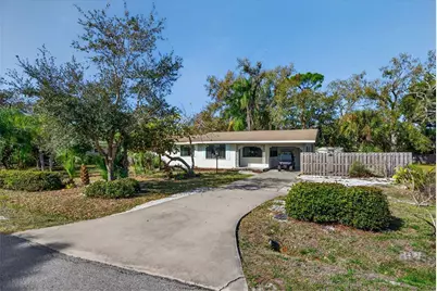 6338 Beechwood Avenue, Sarasota, FL 34231 - Photo 4