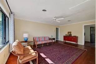 6338 Beechwood Ave, Sarasota, FL 34231 - Photo 4
