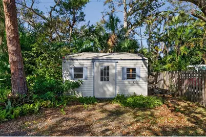 6338 Beechwood Avenue, Sarasota, FL 34231 - Photo 38