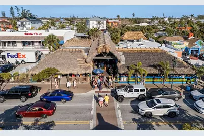 6338 Beechwood Avenue, Sarasota, FL 34231 - Photo 50