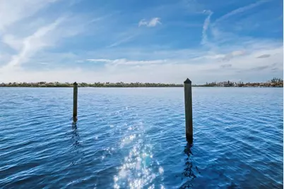 3540 Gulf Of Mexico Drive #102, Longboat Key, FL 34228 - Photo 44