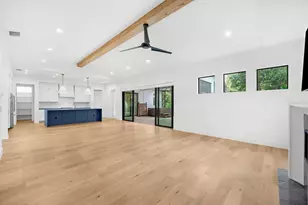 2135 Datura St, Sarasota, FL 34239 - Photo 18