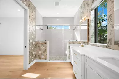 2135 Datura Street, Sarasota, FL 34239 - Photo 46