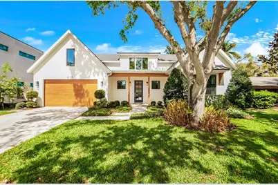 2135 Datura Street, Sarasota, FL 34239 - Photo 2