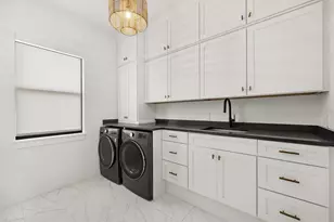 2135 Datura St, Sarasota, FL 34239 - Photo 48