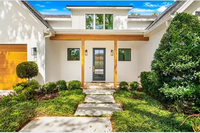 2135 Datura Street, Sarasota, FL 34239 - Photo 4