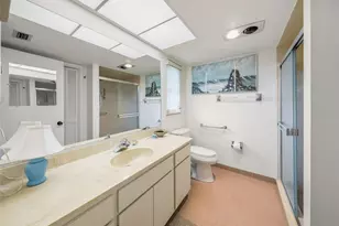 4806 W Country Club Dr, Sarasota, FL 34243 - Photo 40