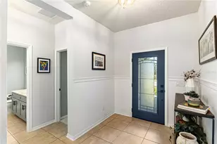 728 Rosemary Cir, Bradenton, FL 34212 - Photo 4