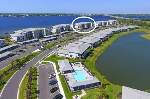 1010 Tidewater Shores Loop, Bradenton, FL 34208 - Photo 2