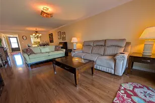3807 Lake Bayshore Dr, Bradenton, FL 34205 - Photo 14