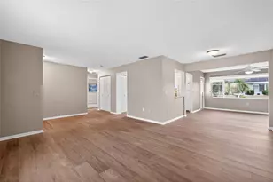 1529 Allegheny Dr, Sun City Center, FL 33573 - Photo 4