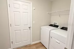 12928 Hawkstone Trail Blvd, Lithia, FL 33547 - Photo 6