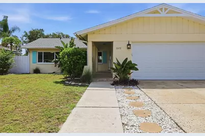 6579 Mauna Loa Boulevard, Sarasota, FL 34241 - Photo 2