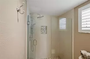 4242 Madeira Ct, Sarasota, FL 34233 - Photo 22