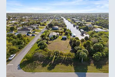 18234 Avonsdale Circle, Port Charlotte, FL 33948 - Photo 32