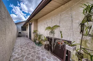 76 Sandstone Cir, Venice, FL 34293 - Photo 20