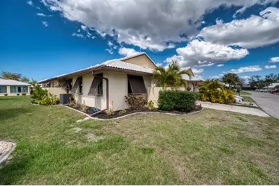 76 Sandstone Circle, Venice, FL 34293 - Photo 24