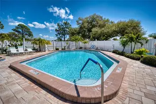 76 Sandstone Cir, Venice, FL 34293 - Photo 32