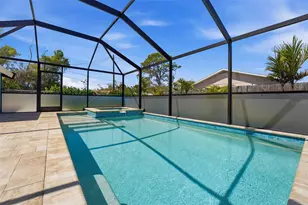 2400 Pine Ct, Nokomis, FL 34275 - Photo 2