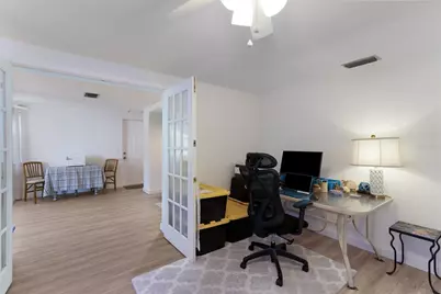 309 57th Street, Holmes Beach, FL 34217 - Photo 12