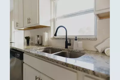 4549 McIntosh Lane, Sarasota, FL 34232 - Photo 4