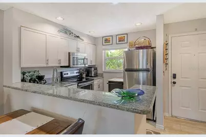 5450 Longwood Run Boulevard #202, Sarasota, FL 34243 - Photo 4