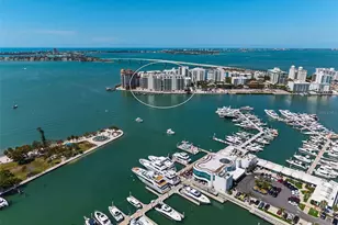 464 Golden Gate Point, Sarasota, FL 34236 - Photo 4