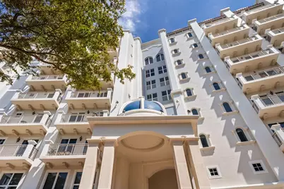 464 Golden Gate Point #703, Sarasota, FL 34236 - Photo 8