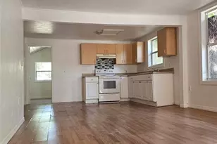 1529 23rd St, Sarasota, FL 34234 - Photo 2