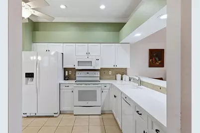 5234 Mahogany Run Avenue, Sarasota, FL 34241 - Photo 18