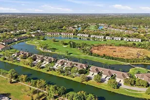 5234 Mahogany Run Ave, Sarasota, FL 34241 - Photo 2